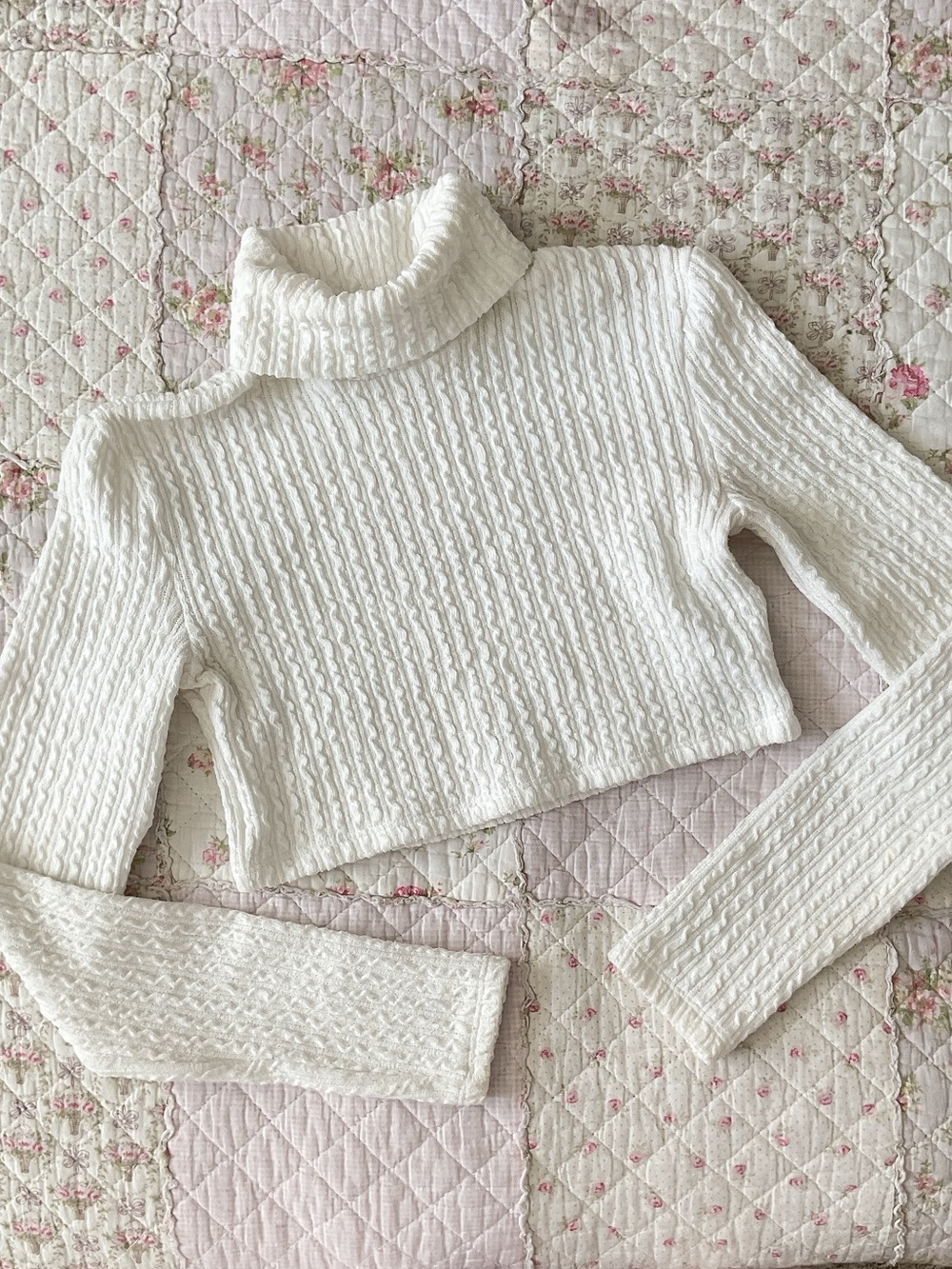 White Cable Knit Turtleneck Crop Sweater
